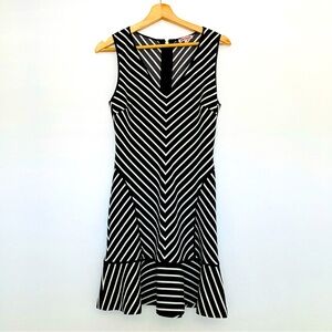 Juicy Couture Black & White Stripe Ottoman mi Size S ruffled dress